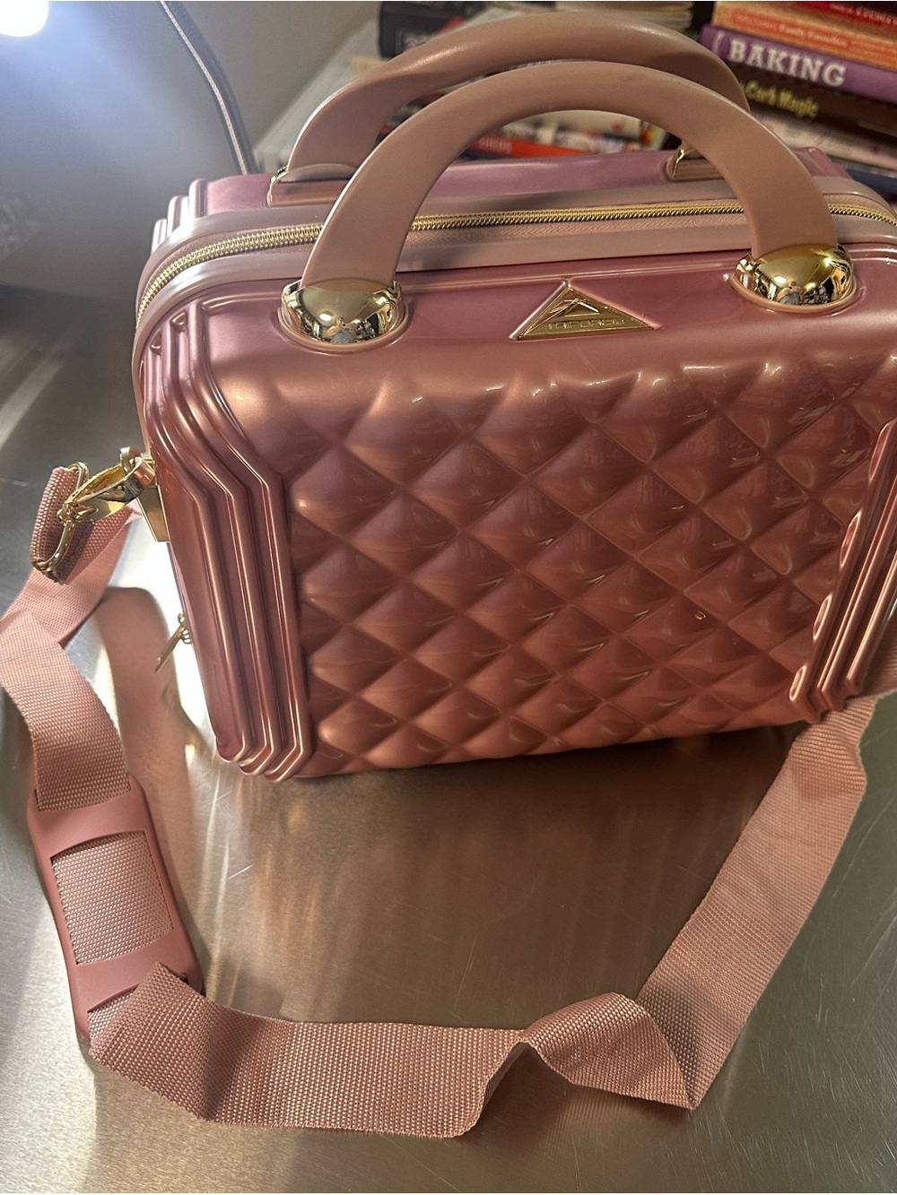 TRIFORCE Pink Quilted Hardshell Beauty Case Vanity Makeup Travel Mirror Strap